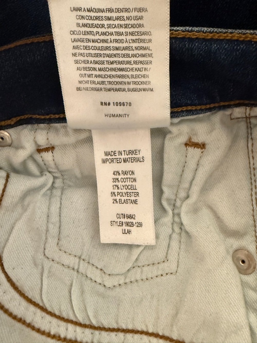 Citizens Of Humanity Lilah Blue High-Rise Flared Jeans - Picture 11 of 13